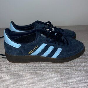 Adidas Handball Spezial in Navy Gum